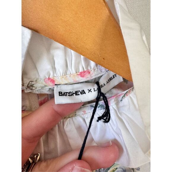NWT Batsheva X Laura Ashley Spring Prairie Blouse Floral Print Ruffle Cropped Si - Picture 9 of 10